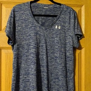 Under Armour T-shirt